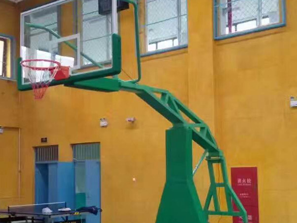 南宁四十四中学校室内球馆篮球架
